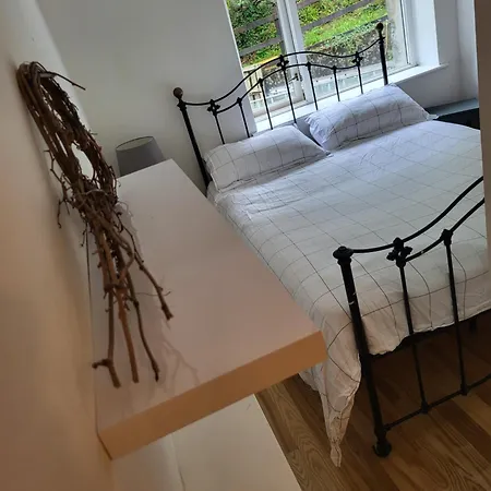 Knockillaree Apartment *